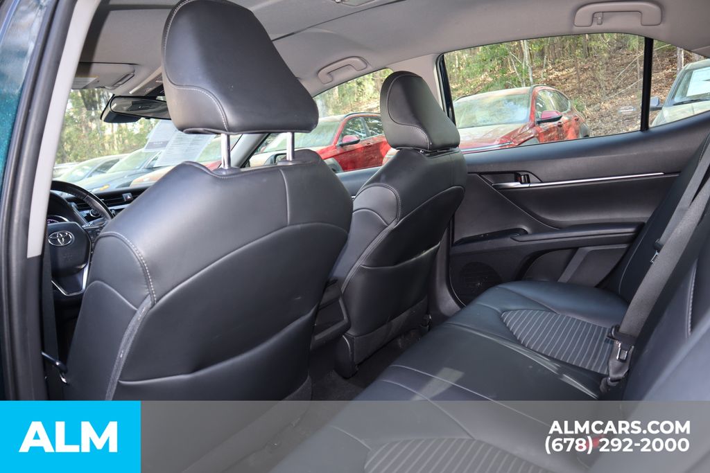 Used 2020 Blue Toyota SE image 18