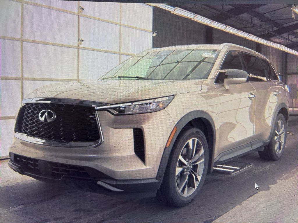 2023 INFINITI QX60 Luxe AWD