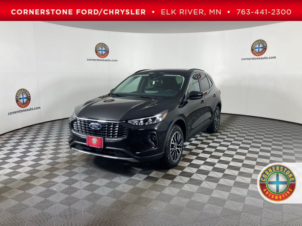 2025 Ford Escape Hybrid Plug-in FWD