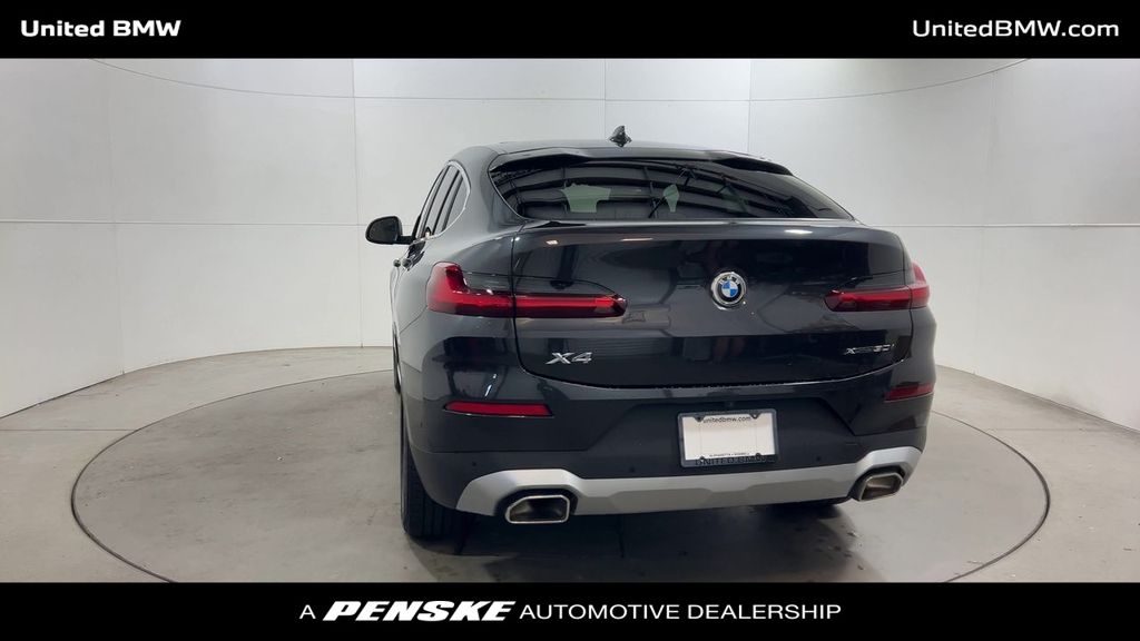 Thumbnail: 2025 BMW X4 - 7