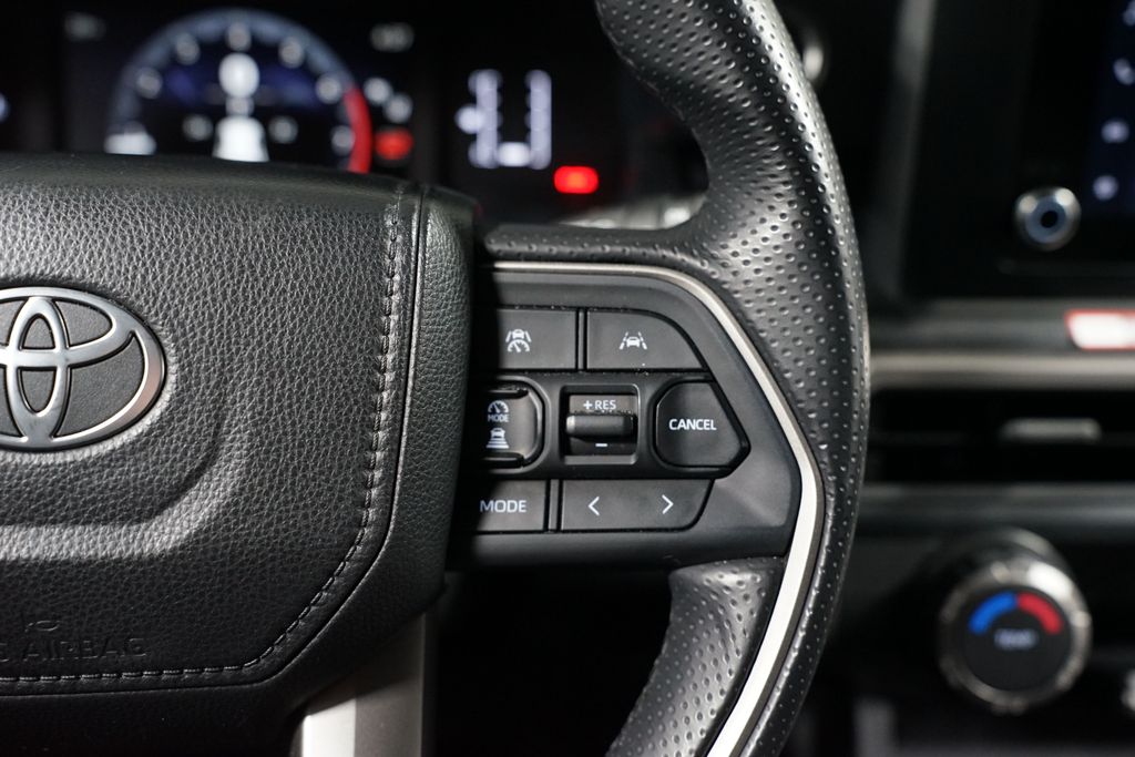 Thumbnail: 2025 Toyota 4Runner - 14