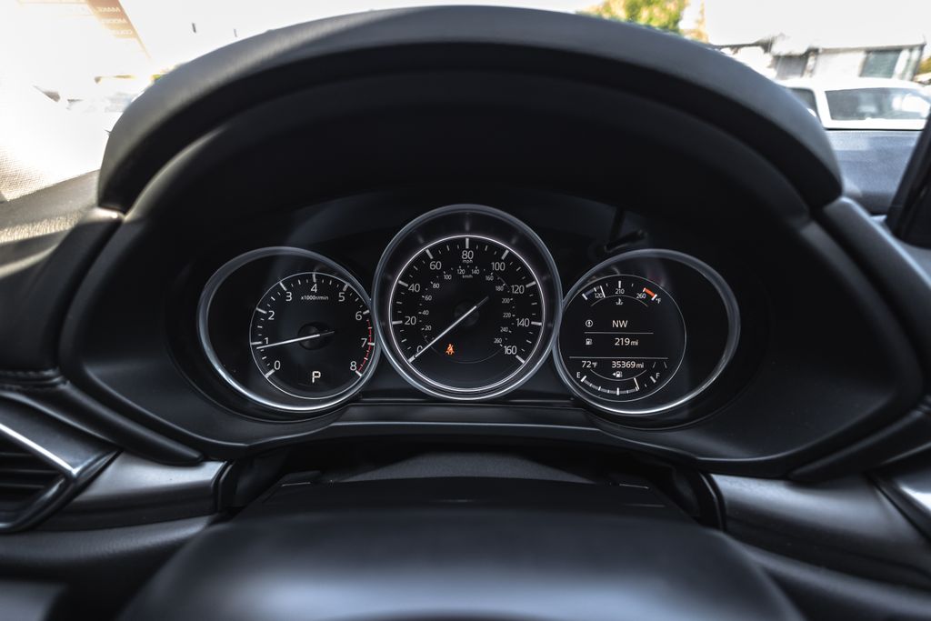 2023 Mazda 25 S Preferred Package 2.5 S Preferred Package thumbnail 9