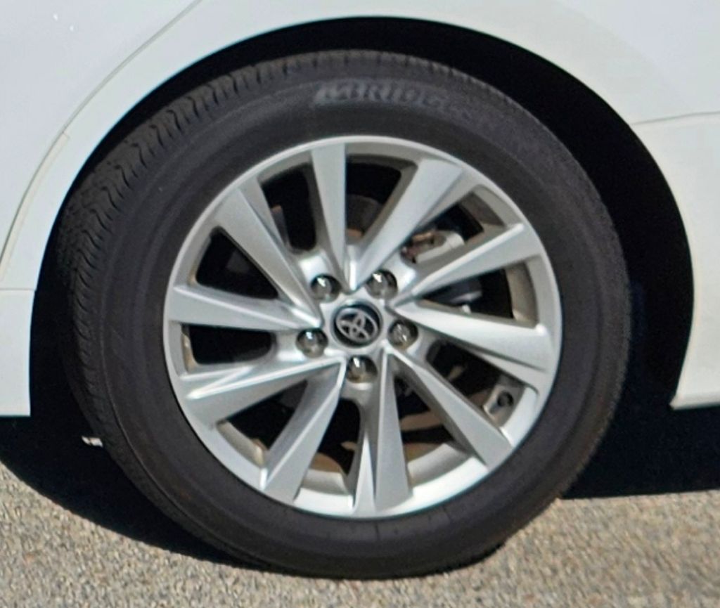 Thumbnail: 2024 Toyota Camry - 9