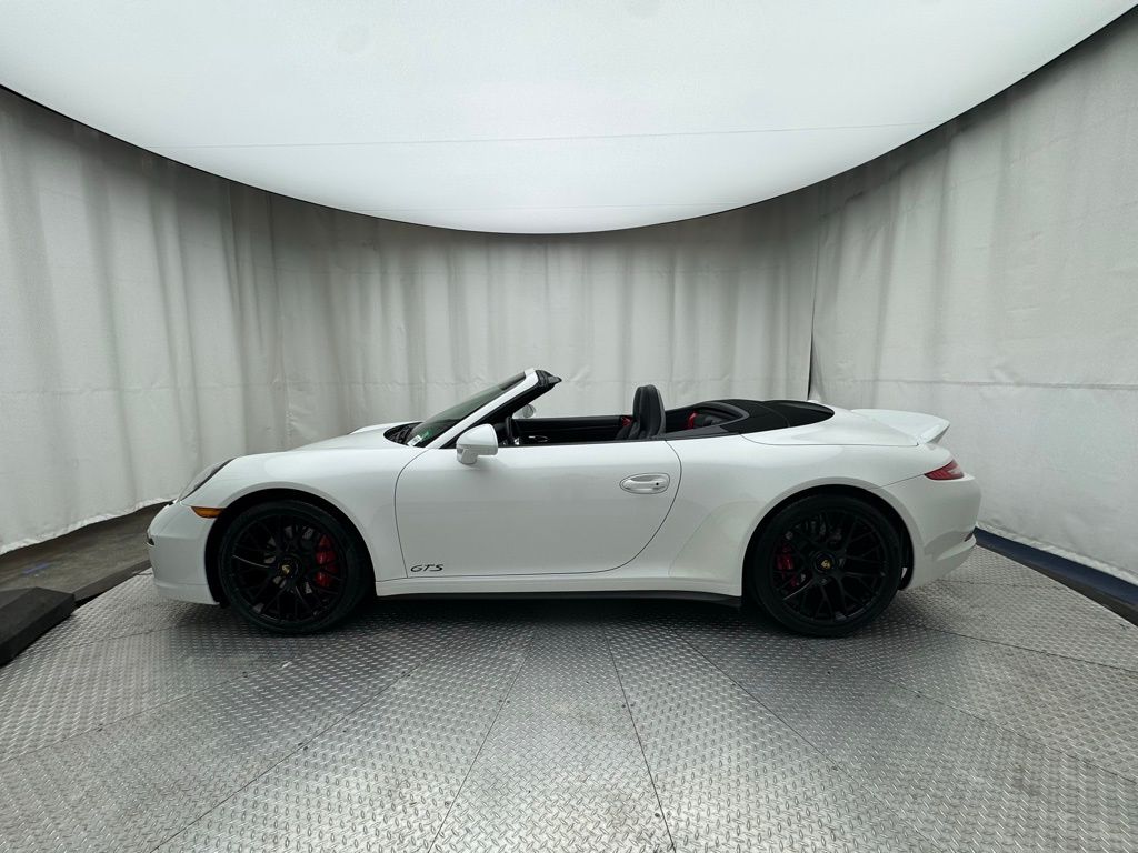 2016 Porsche 911 Carrera S 16