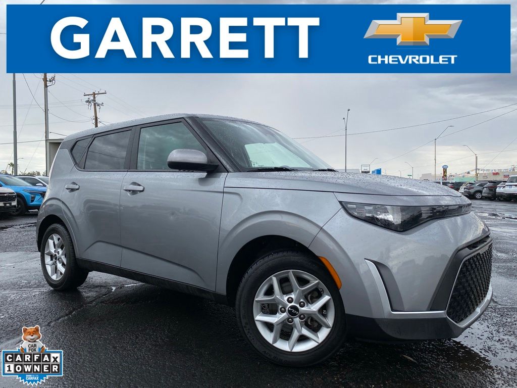 Steel Gray 2024 Kia Soul SUV / Crossover Front-Wheel Drive Continuously Variable Transmission