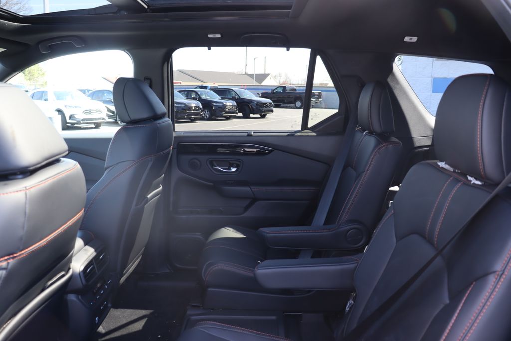2025 Honda Pilot TrailSport 12