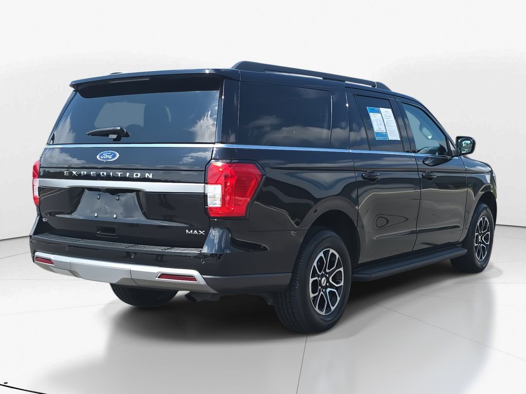 2024 Black Metallic Ford Expedition Max XLT RWD SUV