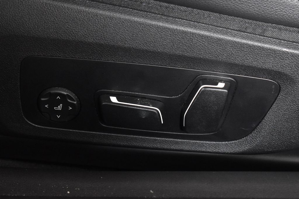 Thumbnail: 2024 BMW 4 Series - 28