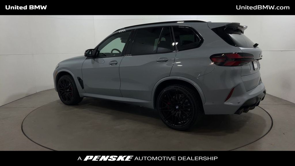 2025 BMW X5 M Competition 6