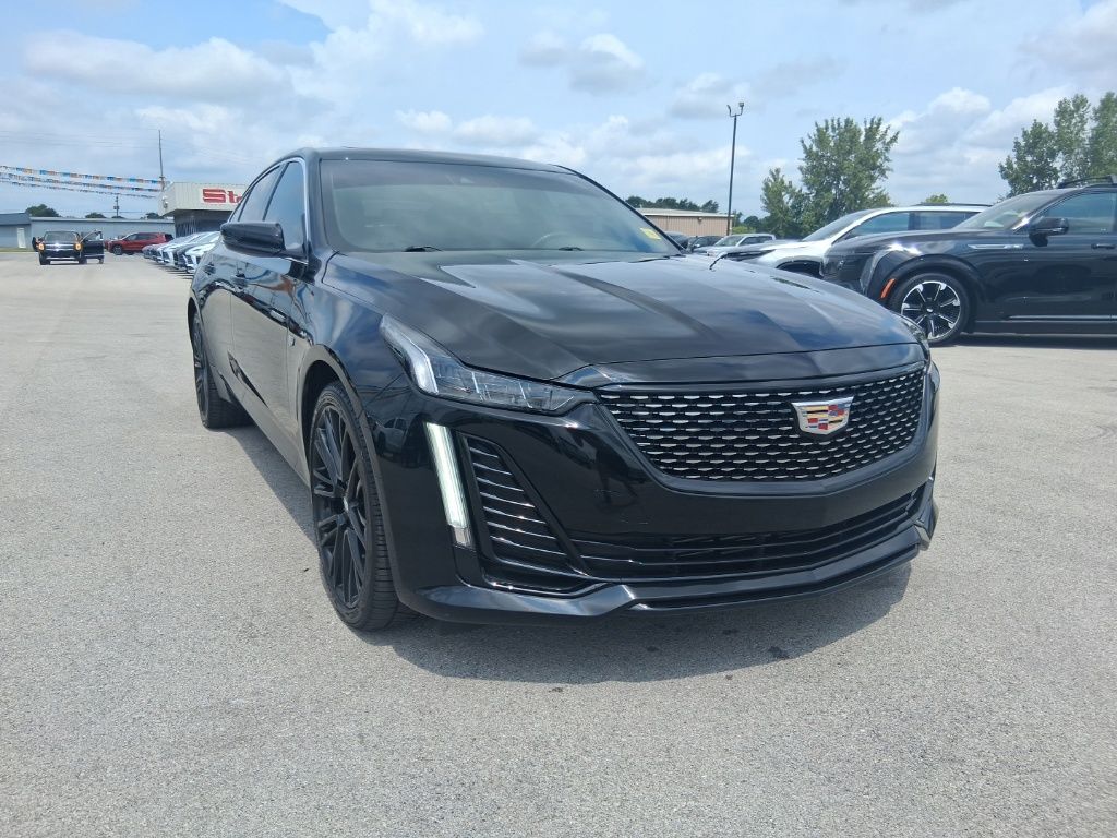 View vehicle photo 4