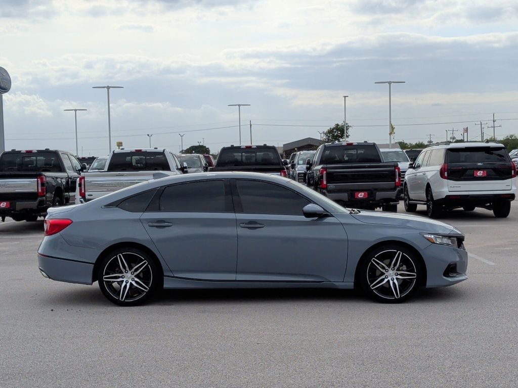 2022 Honda Accord Touring 2.0T - 8