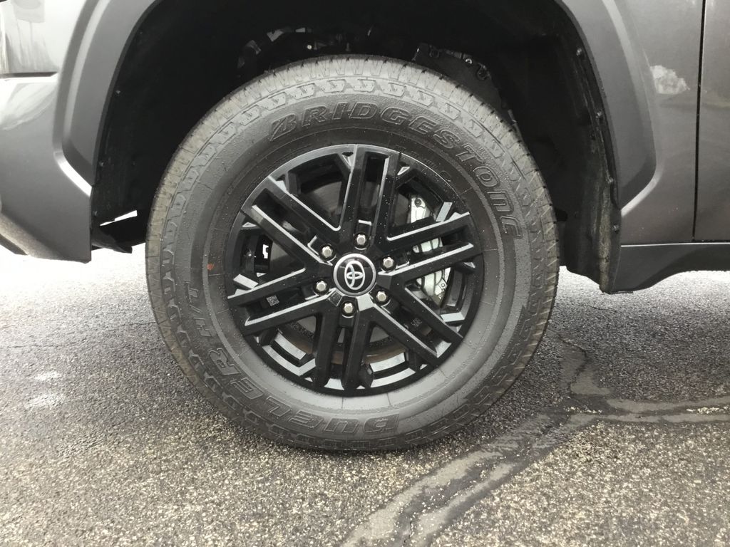 Thumbnail: 2025 Toyota Tundra - 9