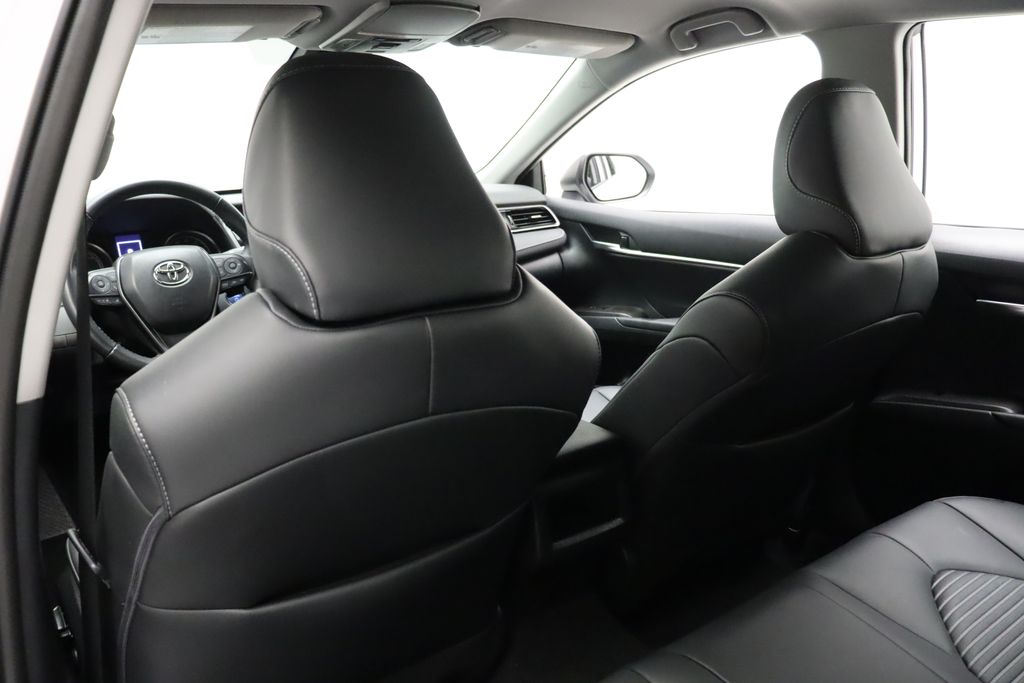 2023 Toyota Camry SE 20