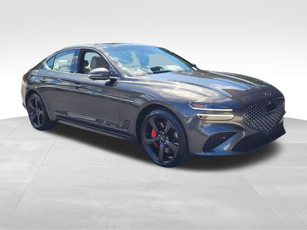 Makalu Gray 2026 Genesis G70 3.3T Sport Prestige RWD Sedan Rear-Wheel Drive 8-Speed Automatic
