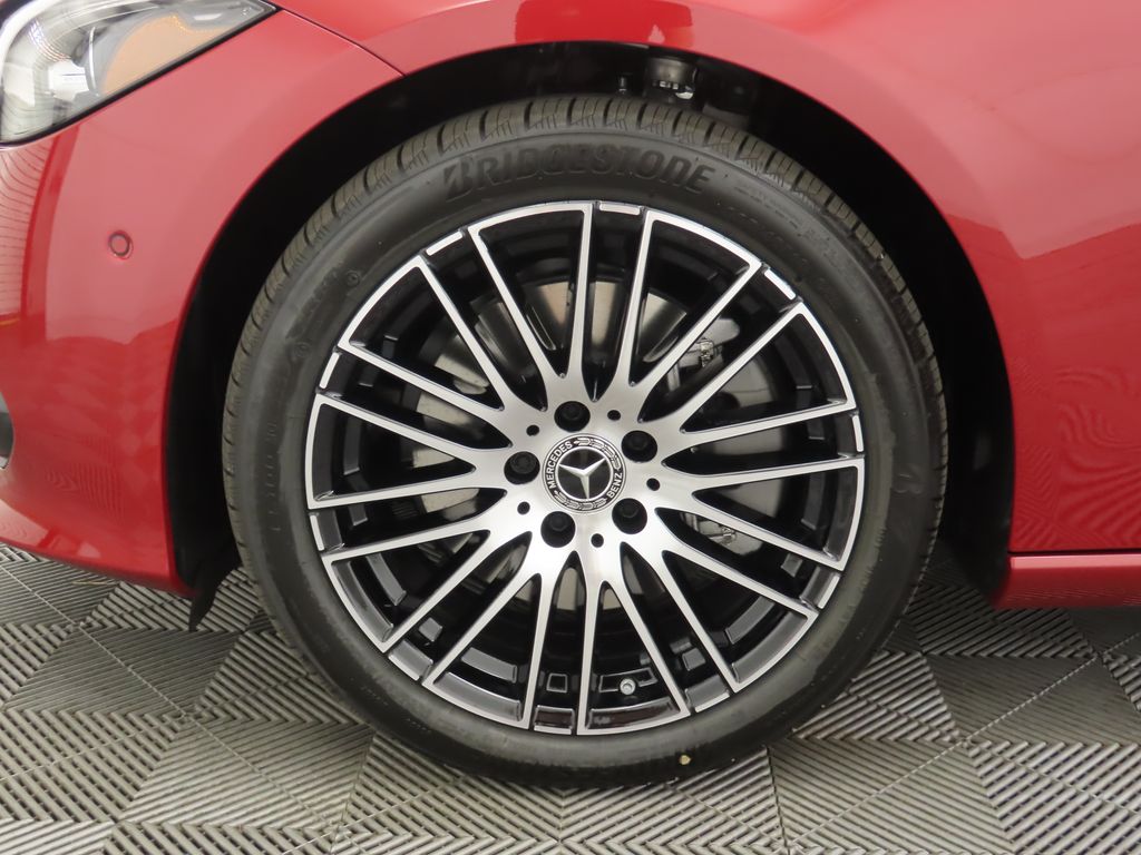 Thumbnail: 2025 Mercedes-Benz C-Class - 32