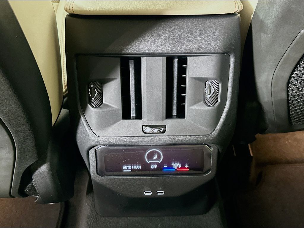 Thumbnail: 2026 BMW X3 - 18