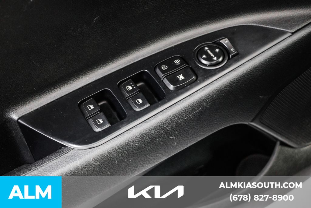 2022 Kia Rio LX photo 33