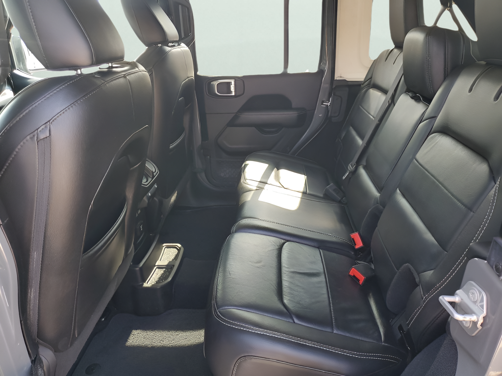 Used Car 2019 Jeep Wrangler  Unlimited Sahara For Sale Under $25,000 In Austin, Texas