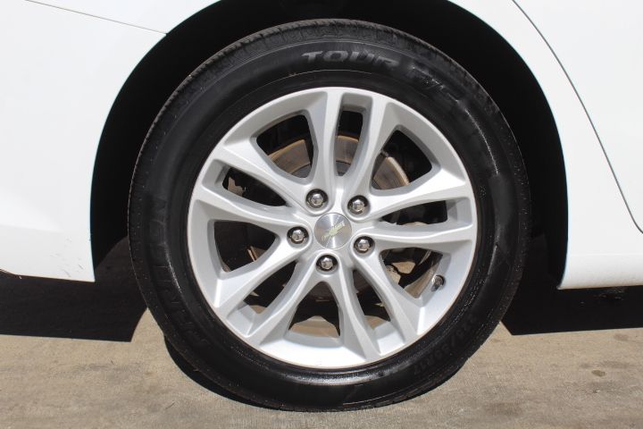 Used Car 2017 Chevrolet Malibu  Lt For Sale Under $10,000 In Georgetown, Texas