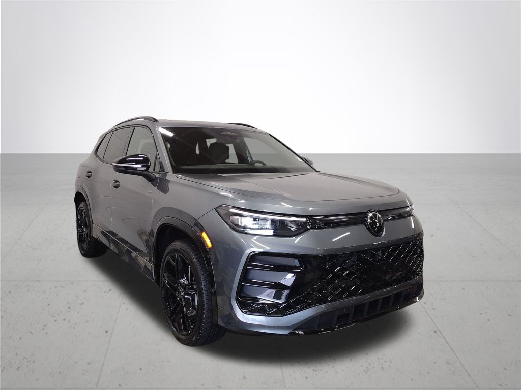 2025 Volkswagen Tiguan 2.0T SE R-Line Black