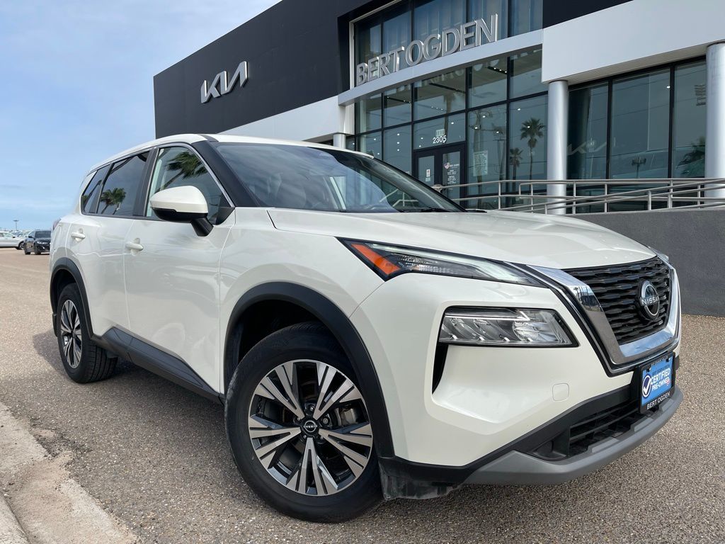 Pearl White 2022 Nissan Rogue SV FWD SUV / Crossover Front-Wheel Drive Continuously Variable Transmission