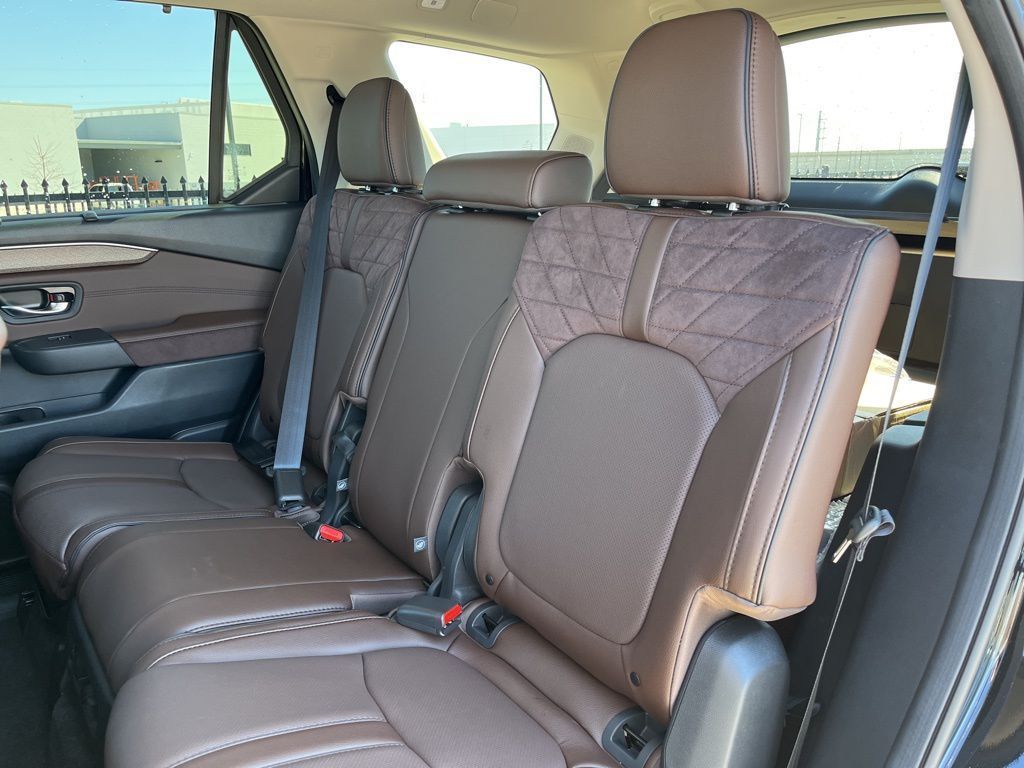 Thumbnail: 2026 Honda Pilot - 17