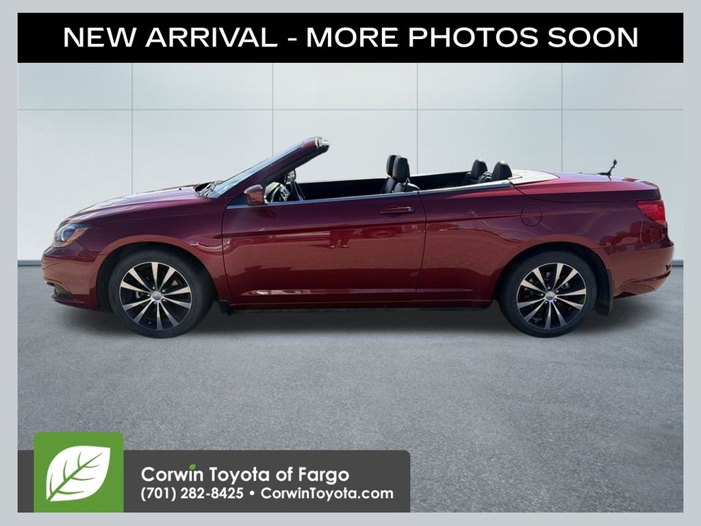Deep Cherry Red Crystal Pearlcoat 2013 Chrysler 200 Convertible Front-Wheel Drive 6-Speed Automatic
