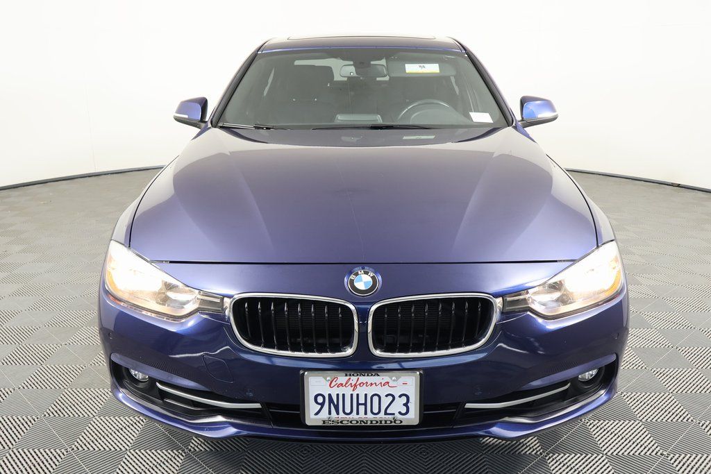 Thumbnail: 2017 BMW 3 Series - 2