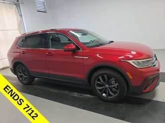 Red Metallic 2023 Volkswagen Tiguan SUV / Crossover Front-Wheel Drive 8-Speed Automatic