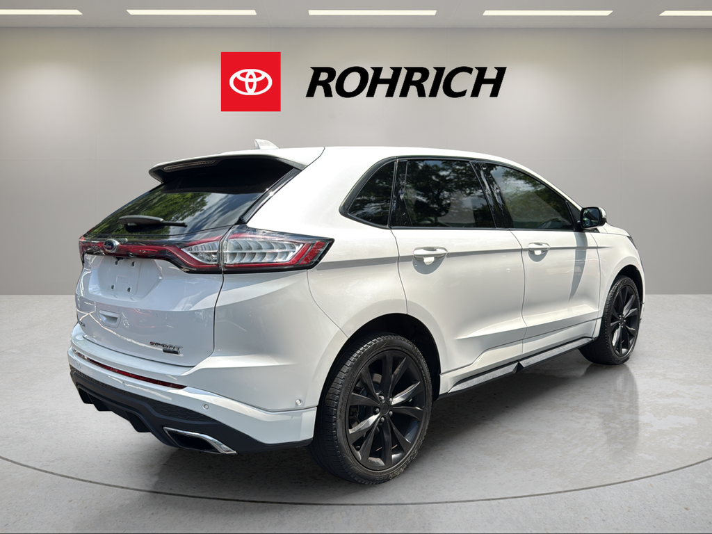 2016 Ford Edge