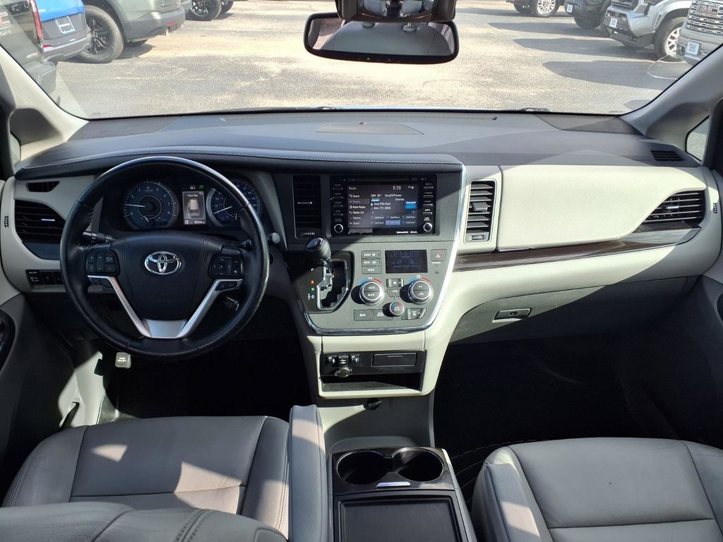 car-gallery-3