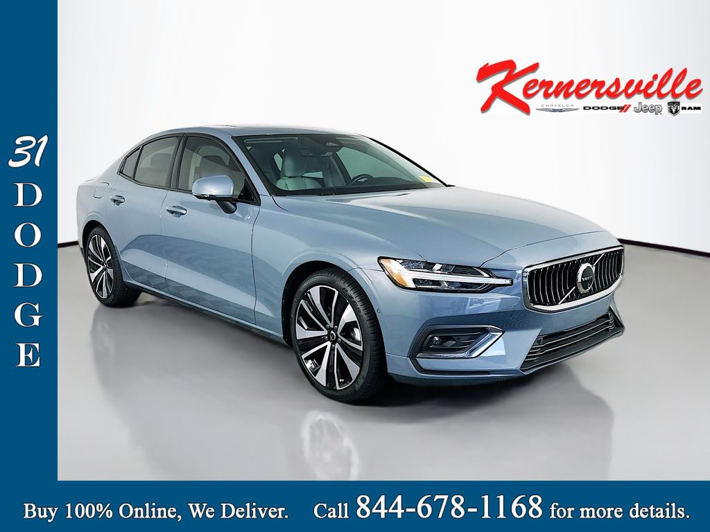 2023 Volvo S60 B5 Ultimate Bright Theme AWD