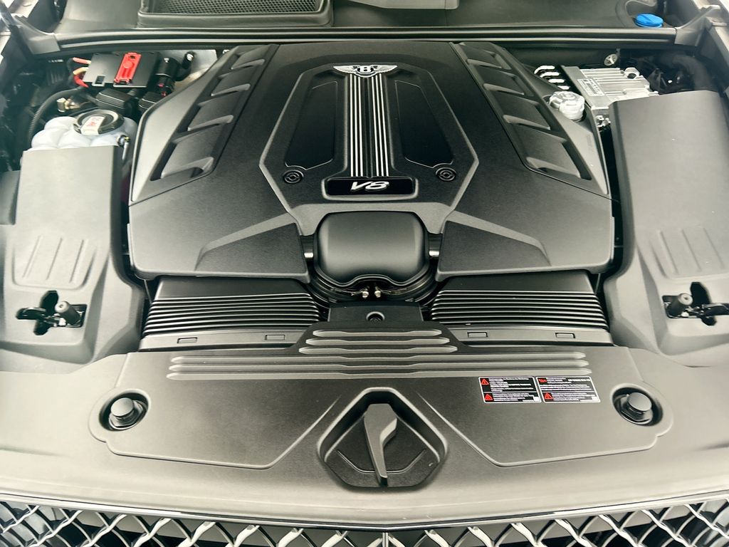 Thumbnail: 2026 Bentley Bentayga - 28