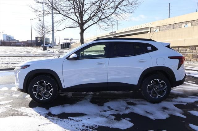 Thumbnail: 2026 Chevrolet Trax - 4