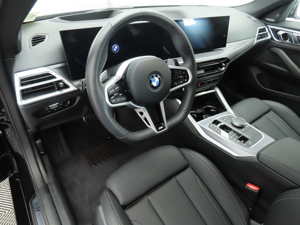 Thumbnail: 2025 BMW 4 Series - 9