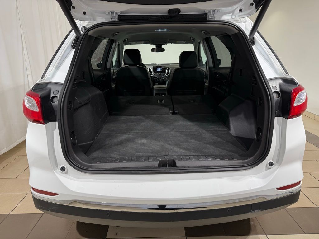 Thumbnail: 2018 Chevrolet Equinox - 12