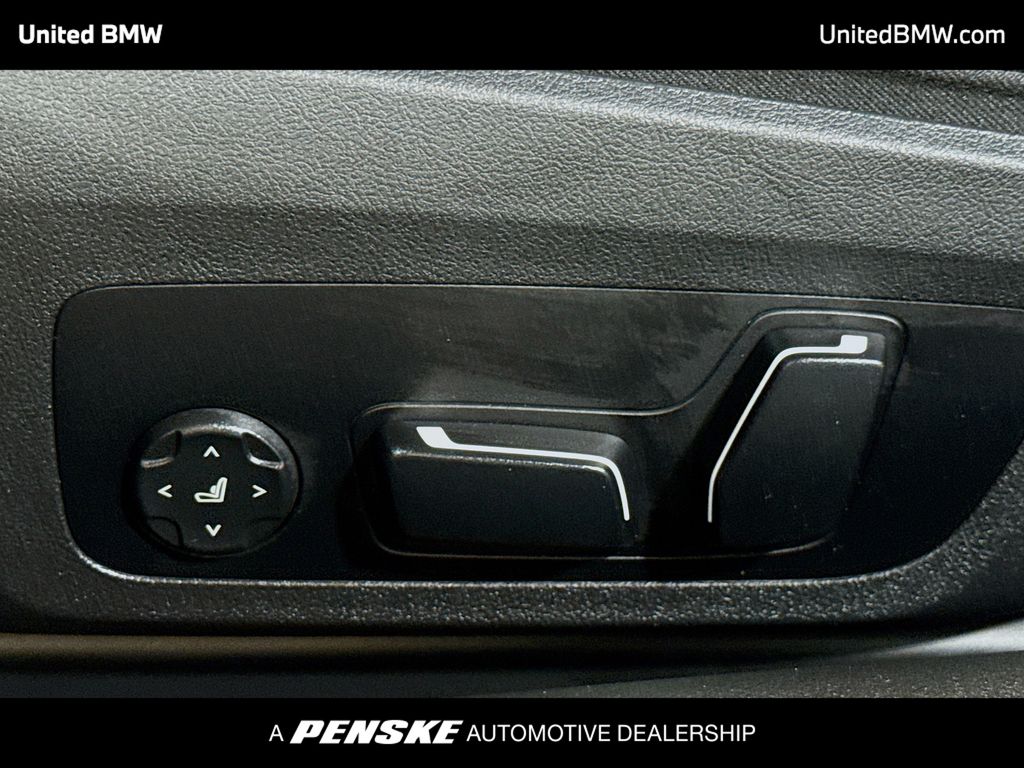 Thumbnail: 2026 BMW 4 Series - 4