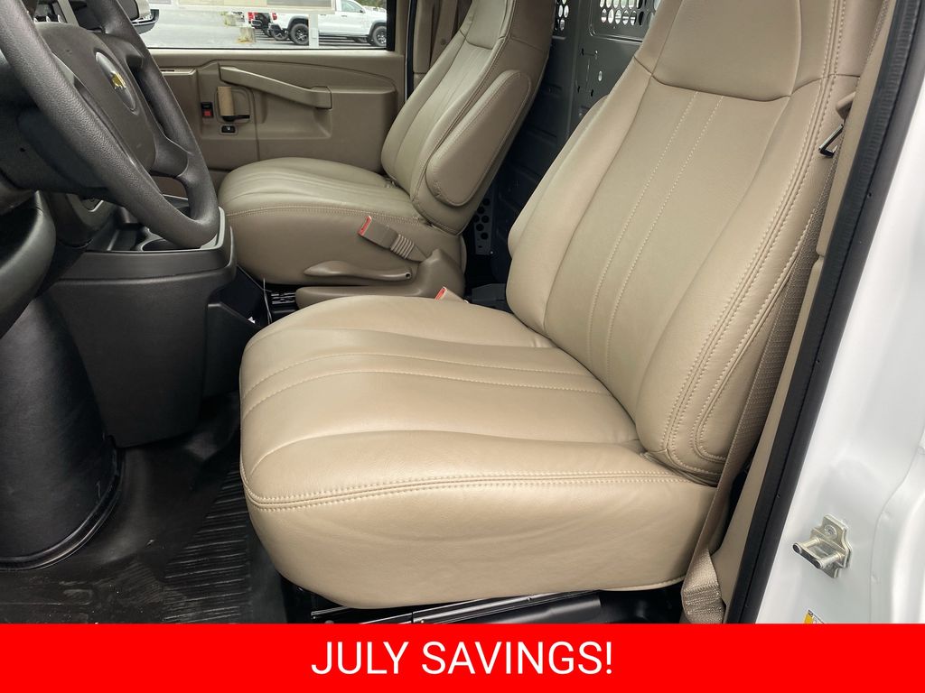 New 2026 Chevrolet Express 2500 Van