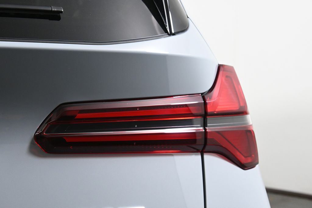 Thumbnail: 2026 BMW X3 - 13