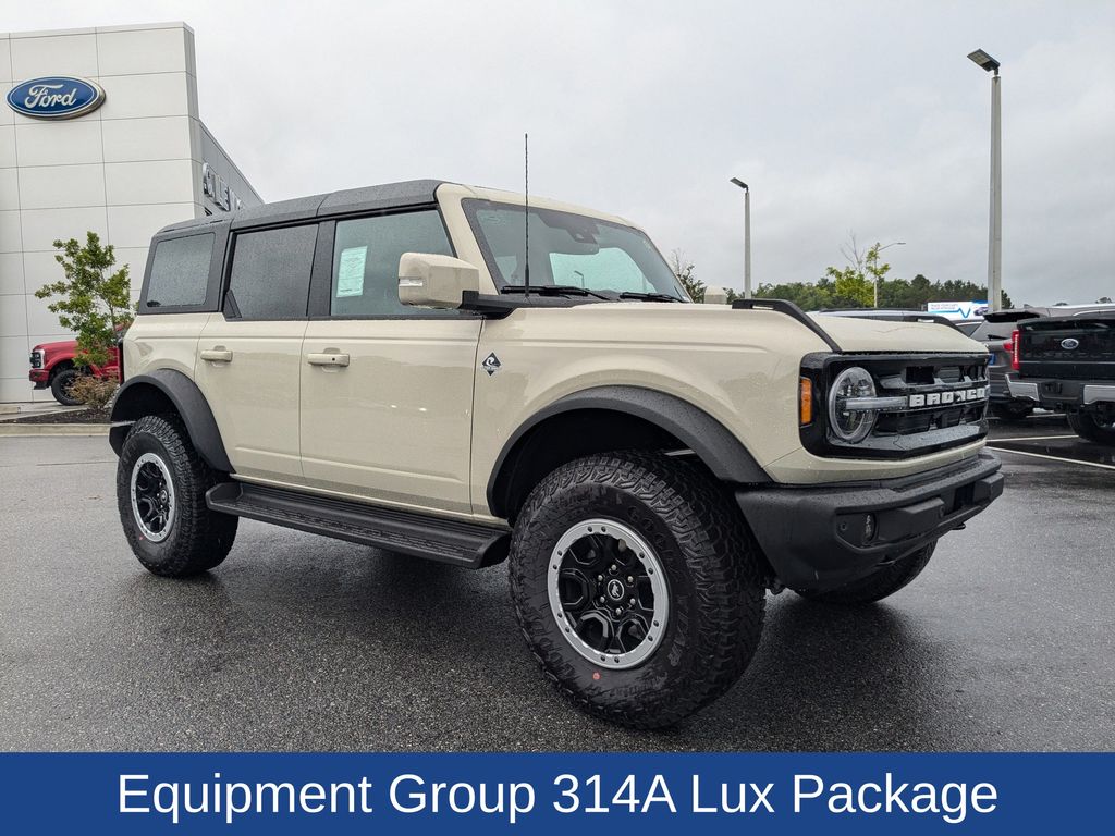 2025 Ford Bronco Outer Banks