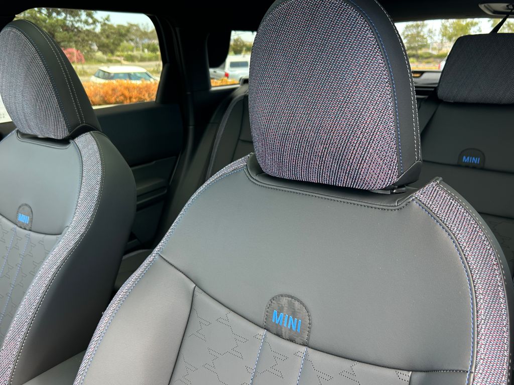 Thumbnail: 2026 MINI Cooper Countryman - 14