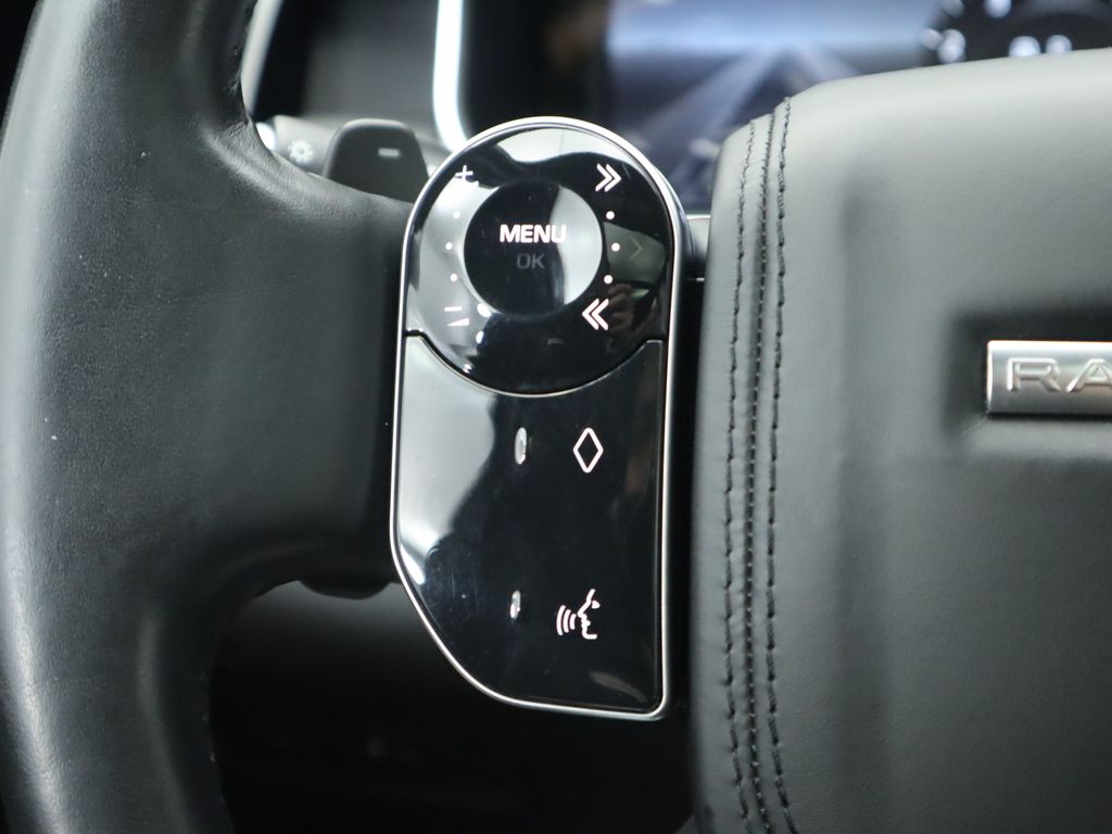 Thumbnail: 2021 Land Rover Range Rover - 11