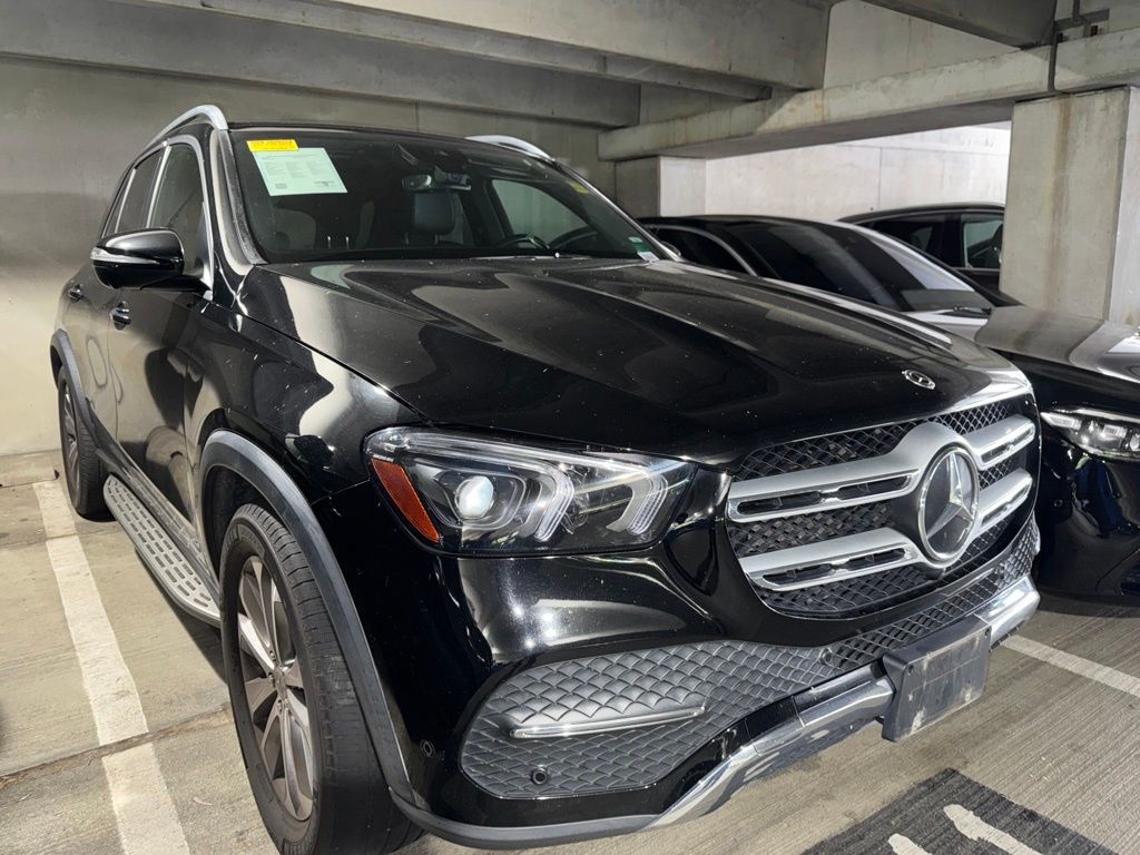 Thumbnail: 2021 Mercedes-Benz GLE - 2