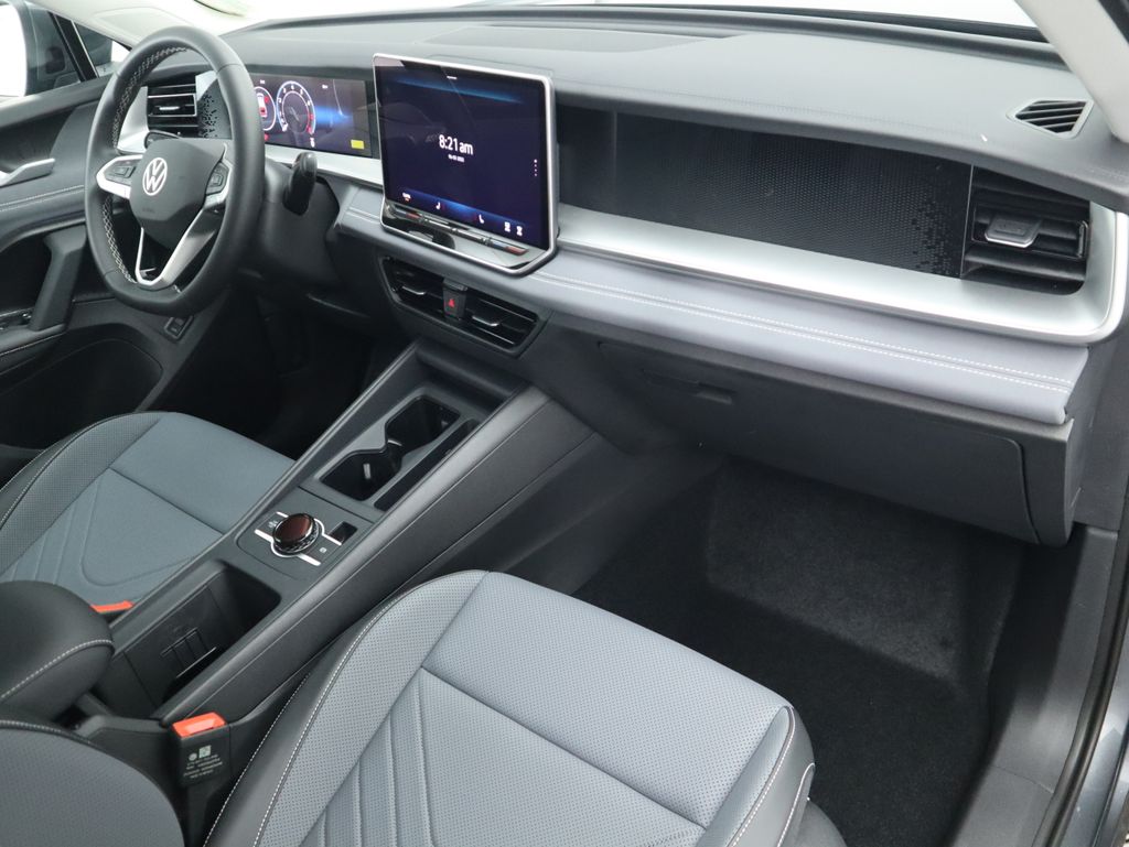 2025 Volkswagen Tiguan 2.0T 18