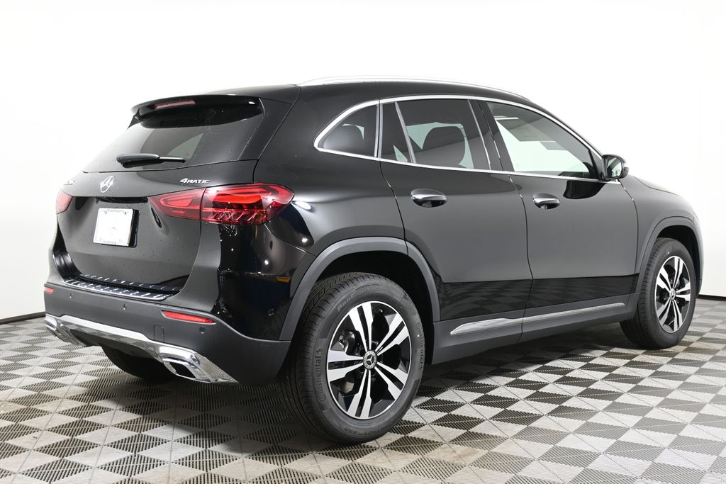 2025 Mercedes-Benz GLA 250 4MATIC 7