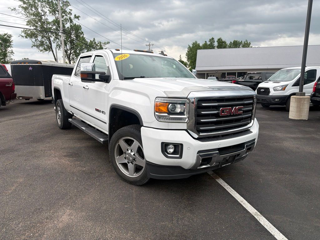 Summit White 2016 GMC Sierra 2500HD Pickup Truck Four-Wheel Drive 6-Speed Automatic