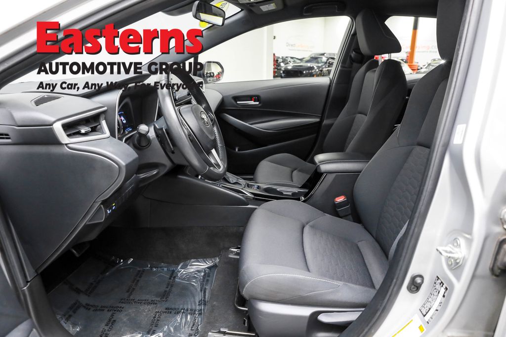 Used 2022 Silver Toyota SE image 14