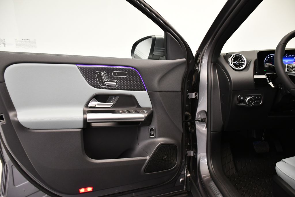 Thumbnail: 2026 Mercedes-Benz GLA - 31