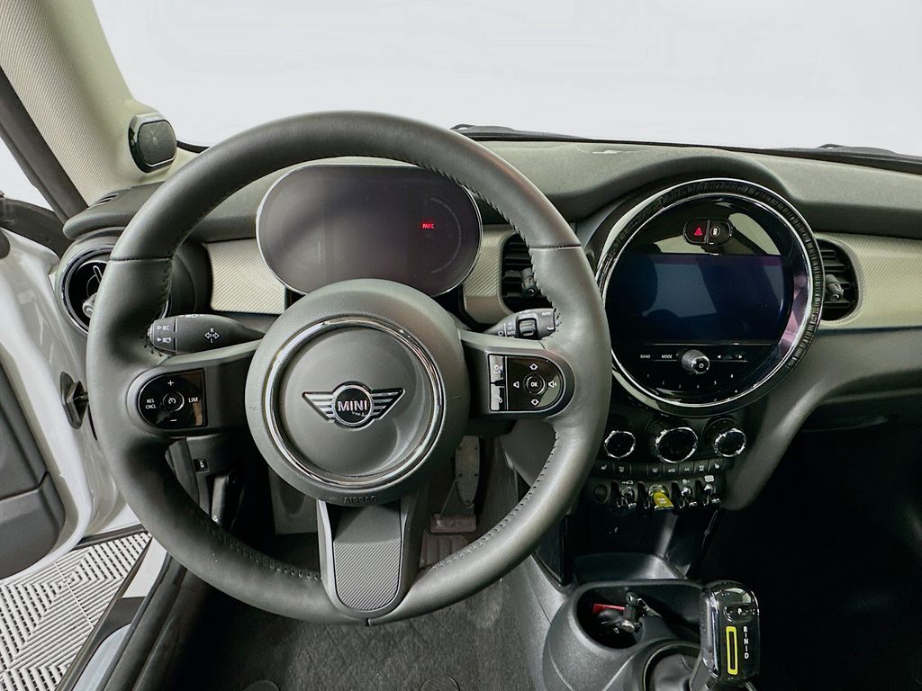 Thumbnail: 2024 MINI Cooper - 11