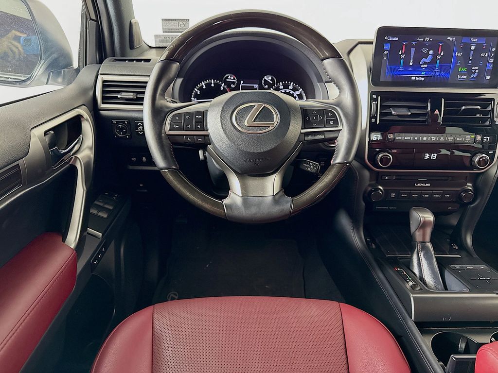 Thumbnail: 2023 Lexus GX - 24